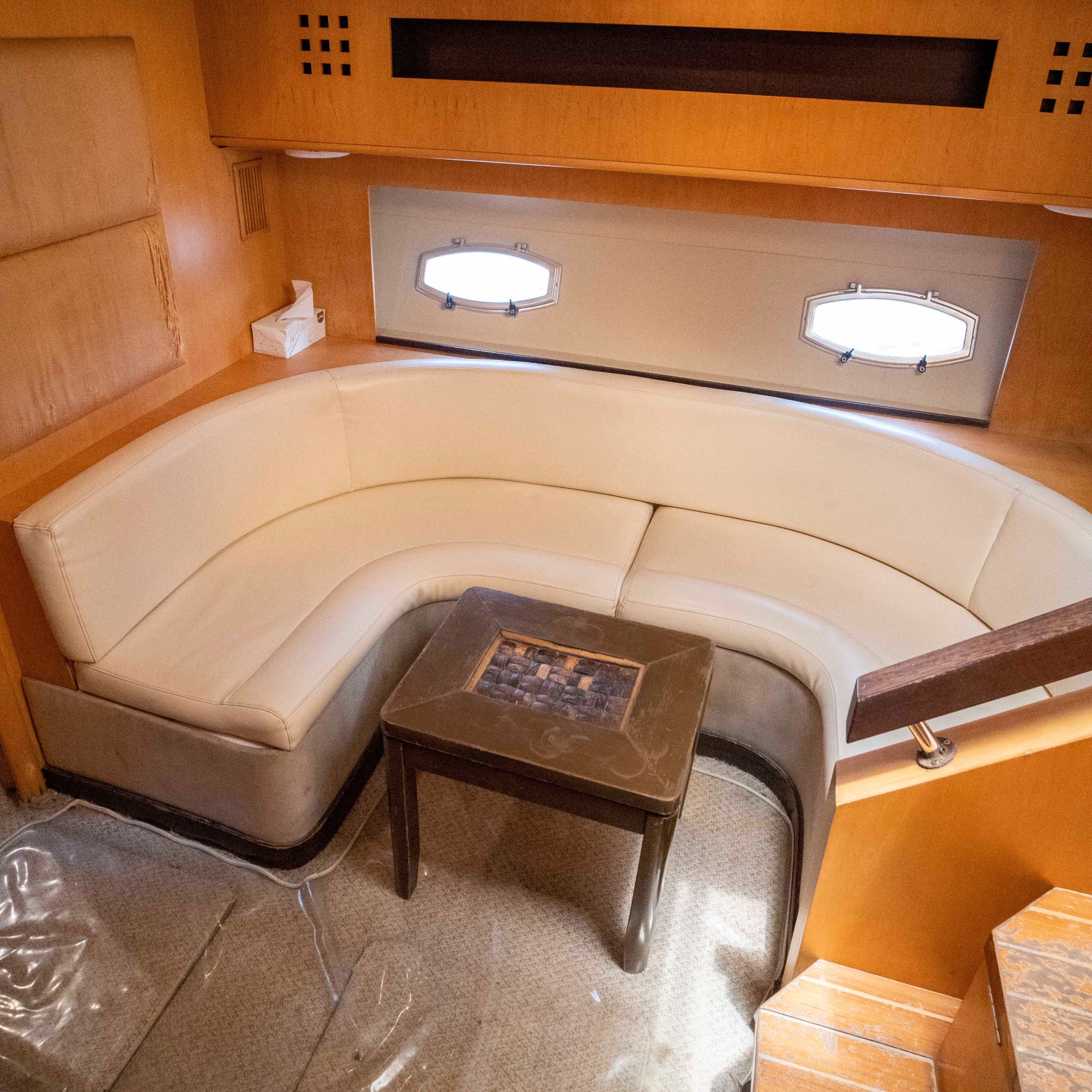 Oryx 40 FT Mini Yacht