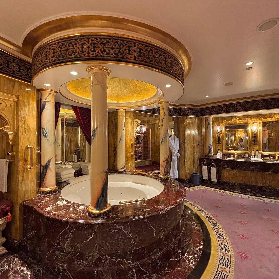 Inside Burj Al Arab Tour