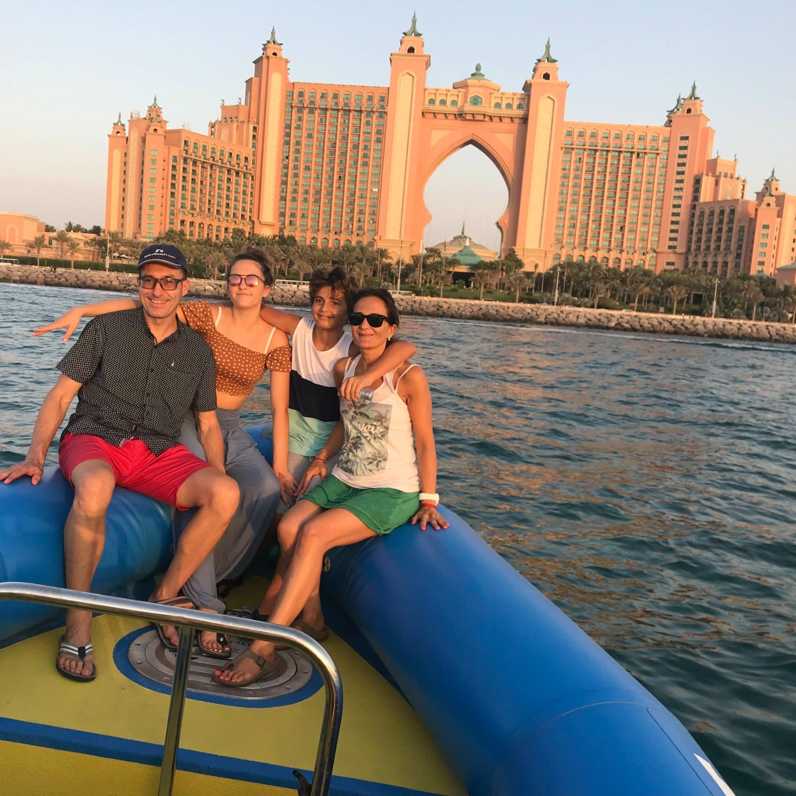 Speedboat Sightseeing Tour Dubai