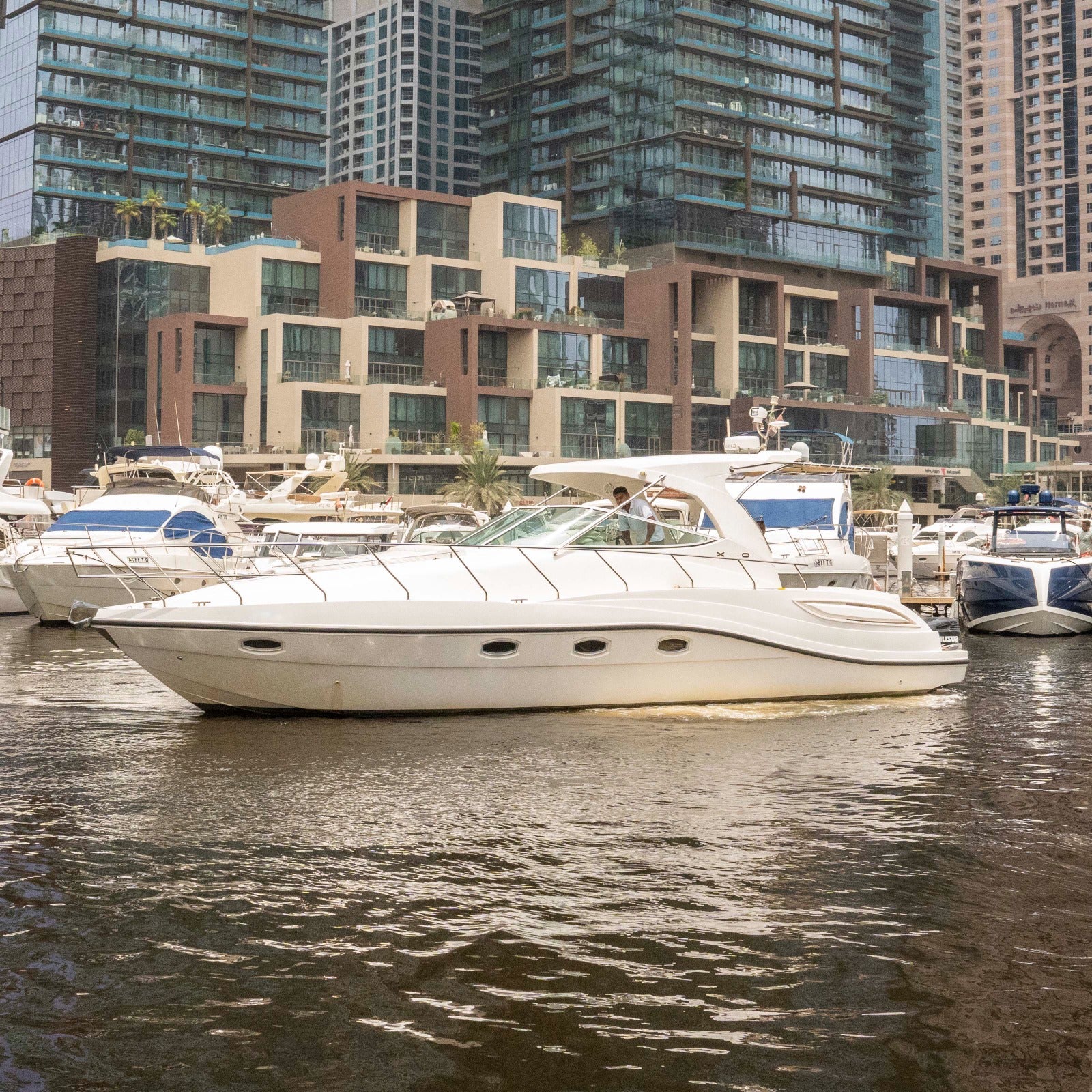 Oryx 40 FT Mini Yacht